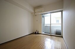 レジデンス十日市 302 3階ワンルームのリビング/ダイニング