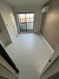 エフコートI 203 2階1LDKのリビング/ダイニング