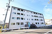 比治山下駅より徒歩22分 築12年2ヶ月 5階建の賃貸物件