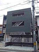 県病院前駅より徒歩7分 3階 築10年の賃貸物件
