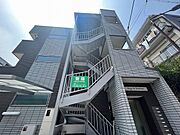 宇品3丁目駅より徒歩3分 築5年5ヶ月 3階建の賃貸物件