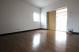 メゾン新藤 201 2階2LDKのリビング/ダイニング