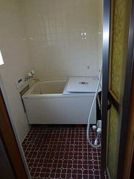 浴室を拡大表示