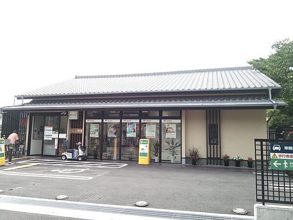 画像7:金閣寺郵便局（591m）