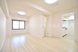 エスタールビル 402 4階2LDKのリビング/ダイニング