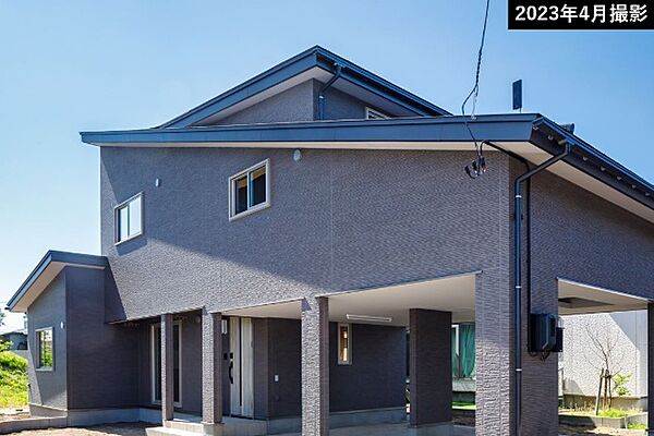 detached 秋田県潟上市天王字上北野
地図を見る