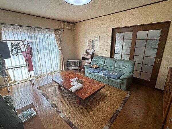 detached 秋田県南秋田郡五城目町舘越字舘回
地図を見る