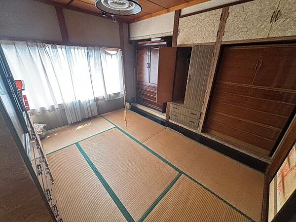 detached 秋田県南秋田郡五城目町舘越字舘回
地図を見る