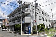 摂津本山駅より徒歩7分 3階 築27年2ヶ月の賃貸物件
