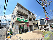 青木駅より徒歩3分 1階 築13年4ヶ月の賃貸物件