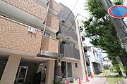 大石駅より徒歩4分 築7年1ヶ月 4階建の賃貸物件