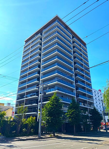 2025年築、JR「桑園」駅まで徒歩10分、地下鉄駅も徒歩圏の立地で3駅3路線利用可能!