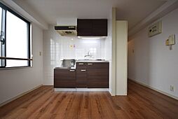 センテニアル幟町 3階2DKのリビング/ダイニング