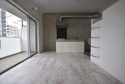 IM 7階ワンルームのリビング/ダイニング