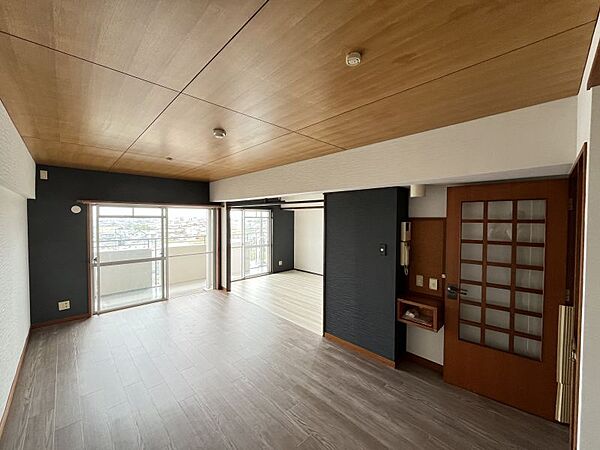 角部屋で3面バルコニー！陽当たり・風通しも良好の物件です♪
