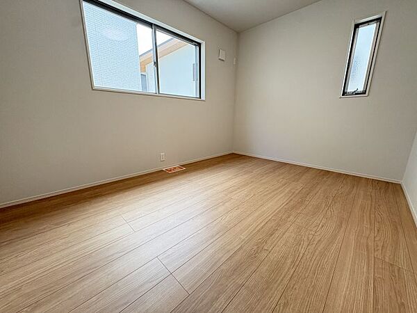 2面採光で明るく風通しの良いお部屋です！