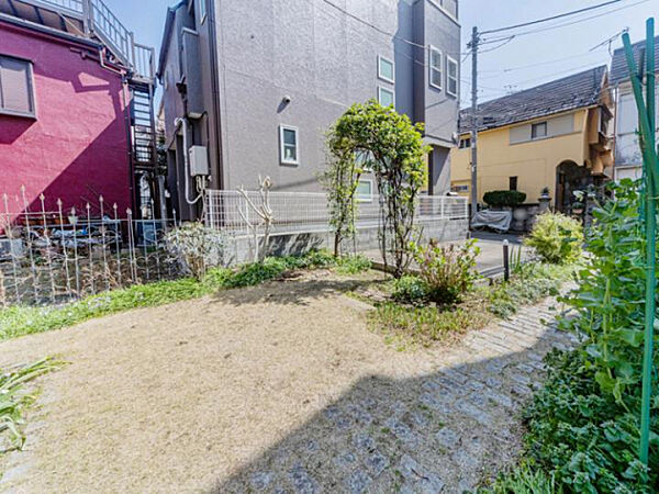 庭・駐車場