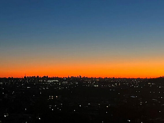 バルコニーから...