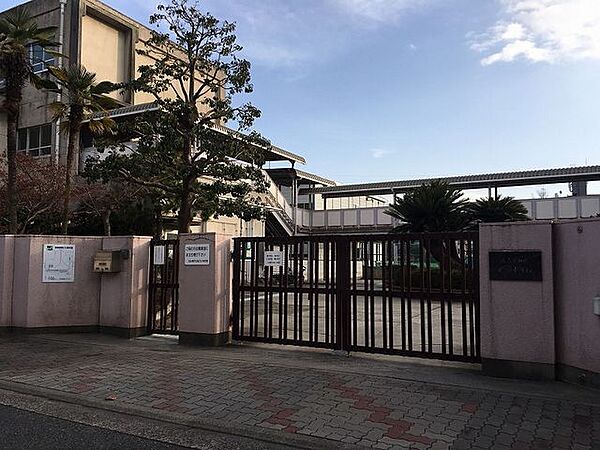 船方小学校 910m