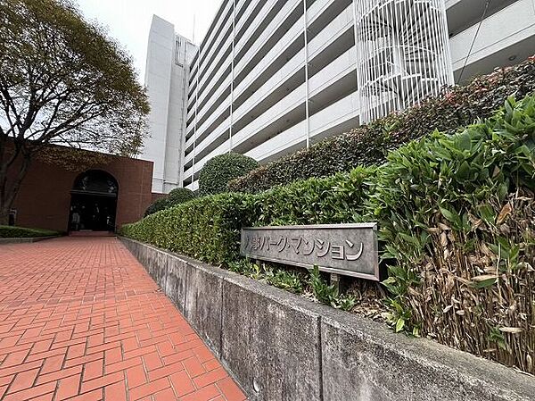 入口（マンション東側）