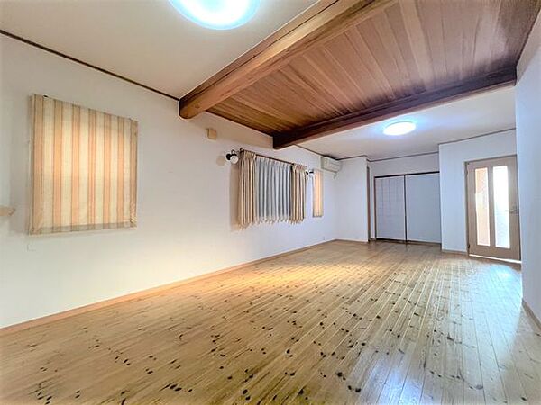 リビング/ダイニングを拡大表示