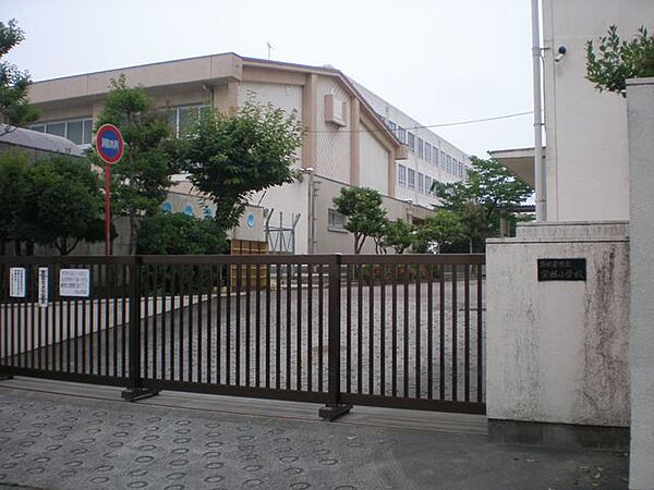 宮根小学校 230m