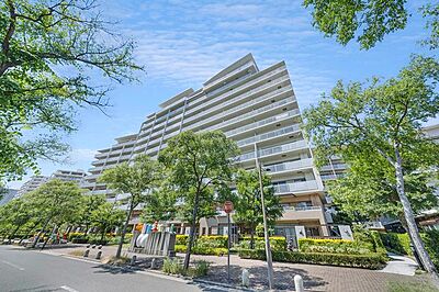 外観:■ペット飼育可能(規約制限有り)■2階部分■南向き■エレベーター2基 外観:■ペット飼育可能(規約制限有り)■2階部分■南向き■エレベーター2基