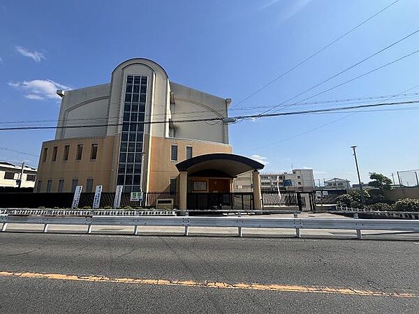 堺市立久世小学校 1000m
