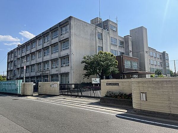 堺市立平井中学校 1100m