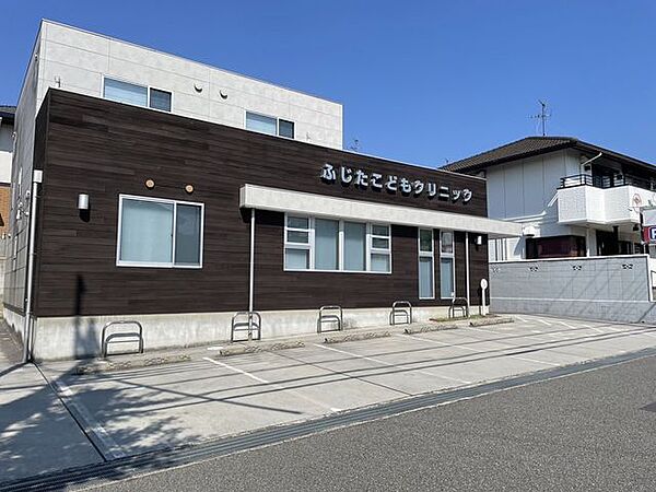 ふじたこどもクリニック 1000m