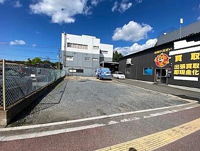 外観:国道3号線沿いに立地してます 外観:国道3号線沿いに立地してます