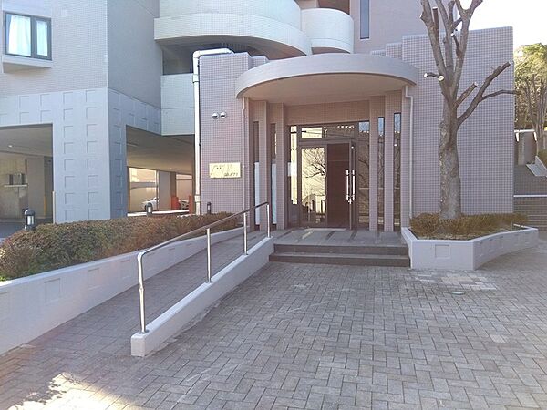エントランスを拡大表示