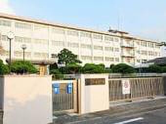 北九州市立八児中学校（1557m）