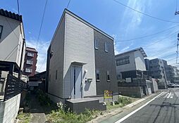2駅2路線が徒歩圏内!モダンな外観もおしゃれな好立地の住まい