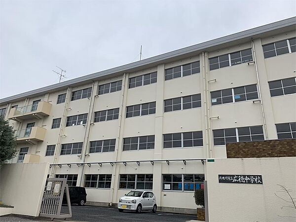 北九州市立広徳中学校（1617m）