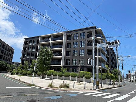 閑静な住宅街にある落ち着いた住環境です