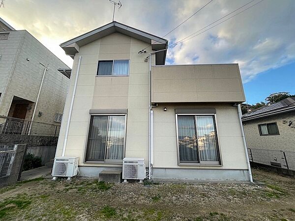 南東向きのお庭です
