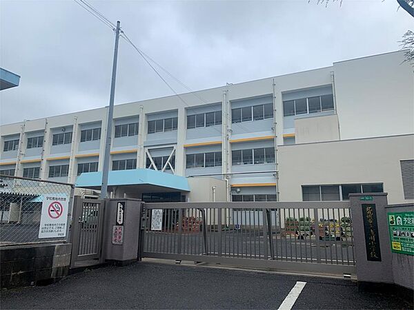 北九州市立浅川小学校（303m）