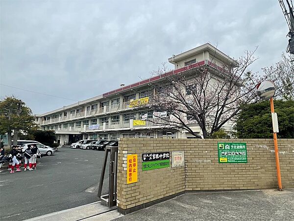 北九州市立曽根中学校（613m）