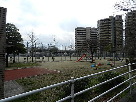 大手町公園（1204m）