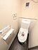 トイレ：温水洗浄便座付きのトイレは、日々の暮らしに快適さをプラスします。清潔感のある空間で、心地よいひとときをお過ごしください。