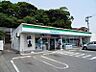 周辺：ファミリーマート 八幡本城東店（580m）