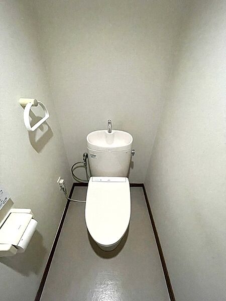 トイレを拡大表示