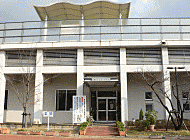 岡垣町立山田小学校（907m）