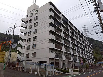 外観:海と山に囲まれた自然豊かな住環境です 外観:海と山に囲まれた自然豊かな住環境です