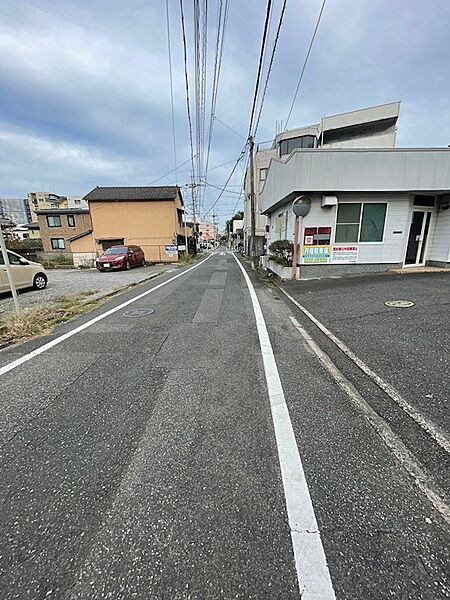 閑静な住宅街にある落ち着いた住環境です