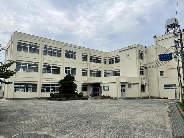 行橋市立泉中学校（1520m）