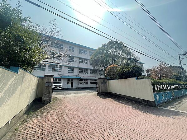 北九州市立熊西小学校（1376m）