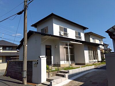 外観:南向きで日当たり良好です 外観:南向きで日当たり良好です