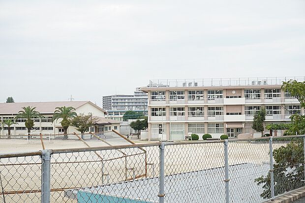 【小学校】大野城市立大利小学校まで741ｍ